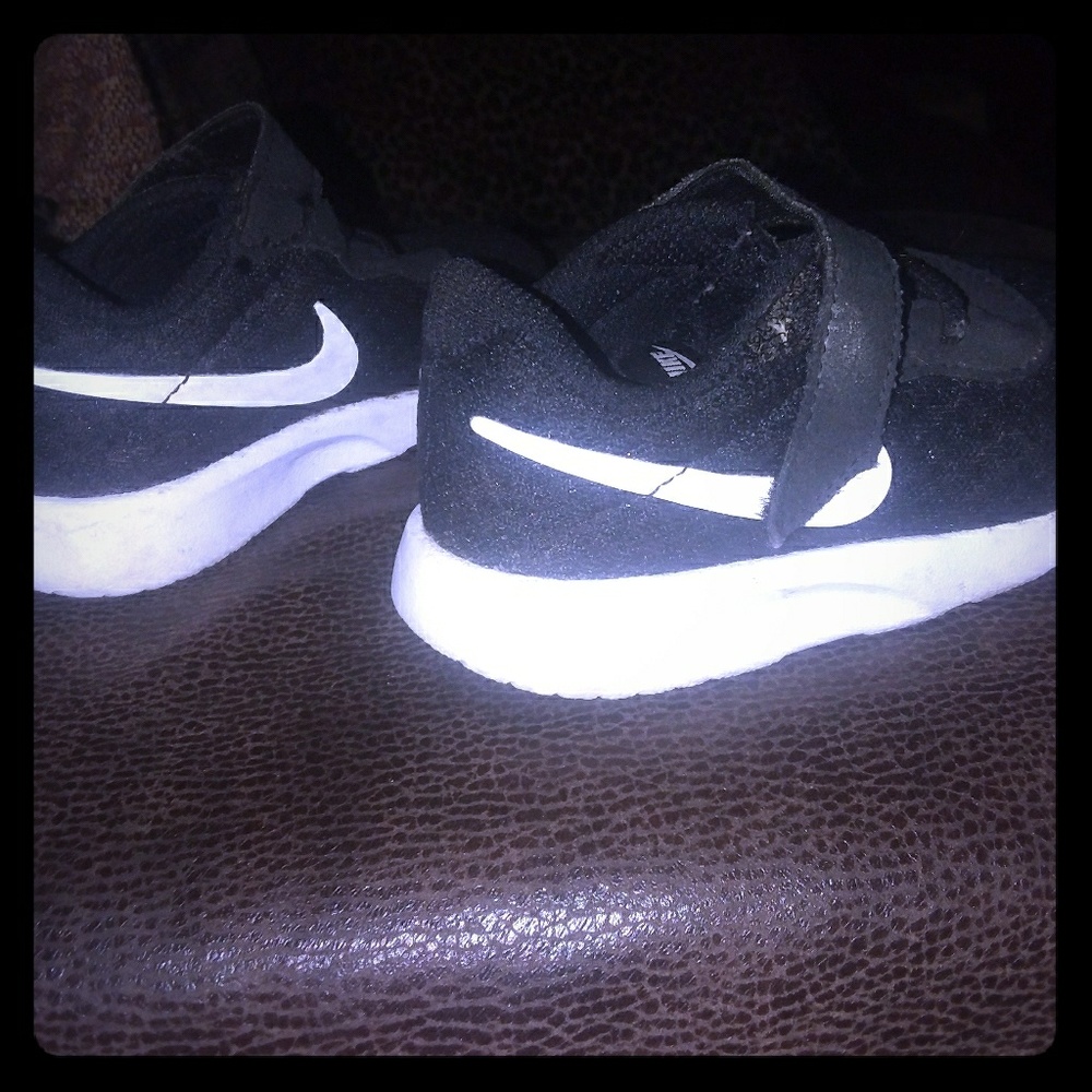 Nike baby shoes never worn size 6c